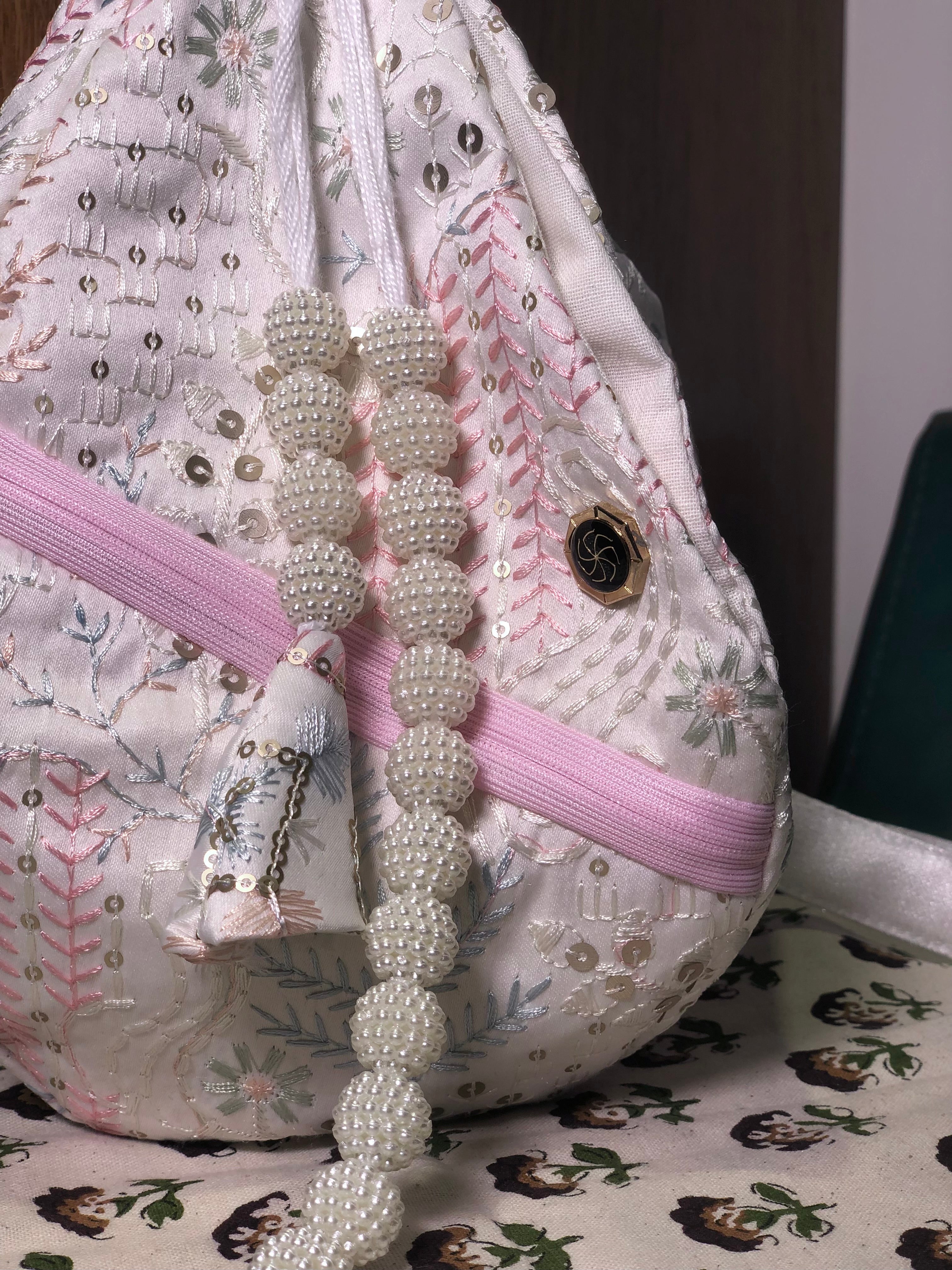 pastel Leaf embroidery silk japa bag