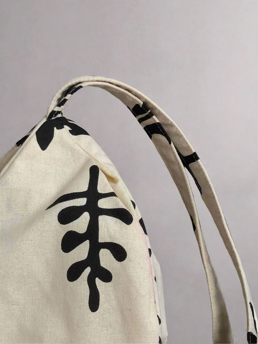 Black & off-white Japa Bag