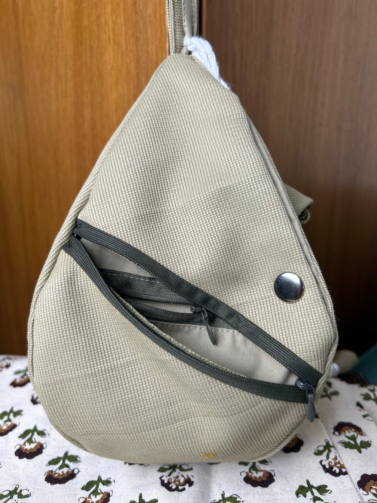 Beige Jute Japa Bag