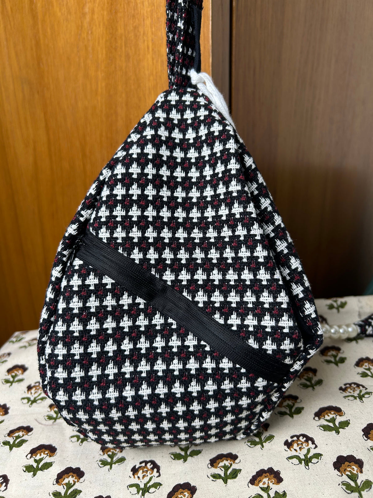 Black Crimson Woven Jacquard Japa Bag