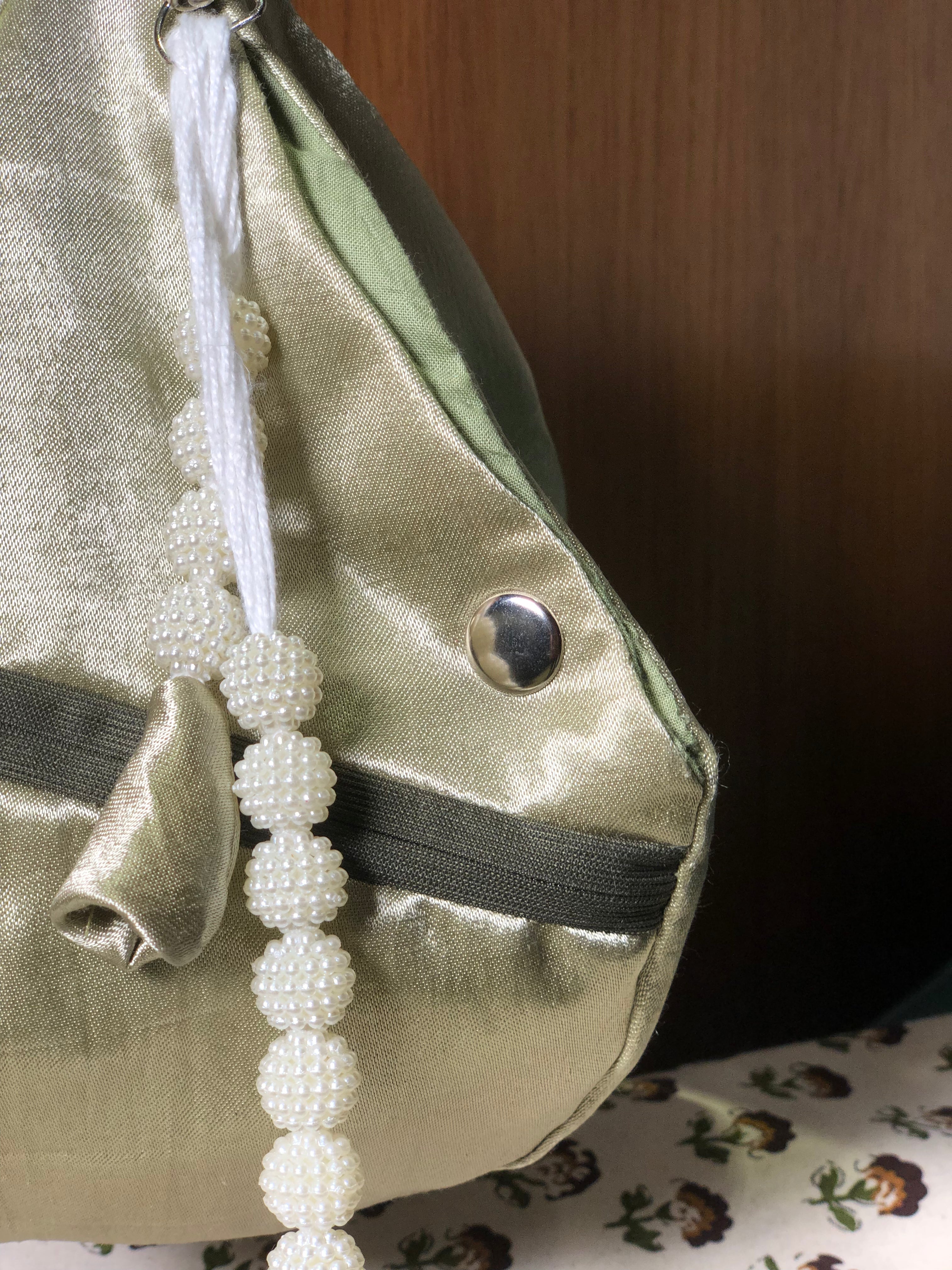 Pista Lotus Silk Japa Bag