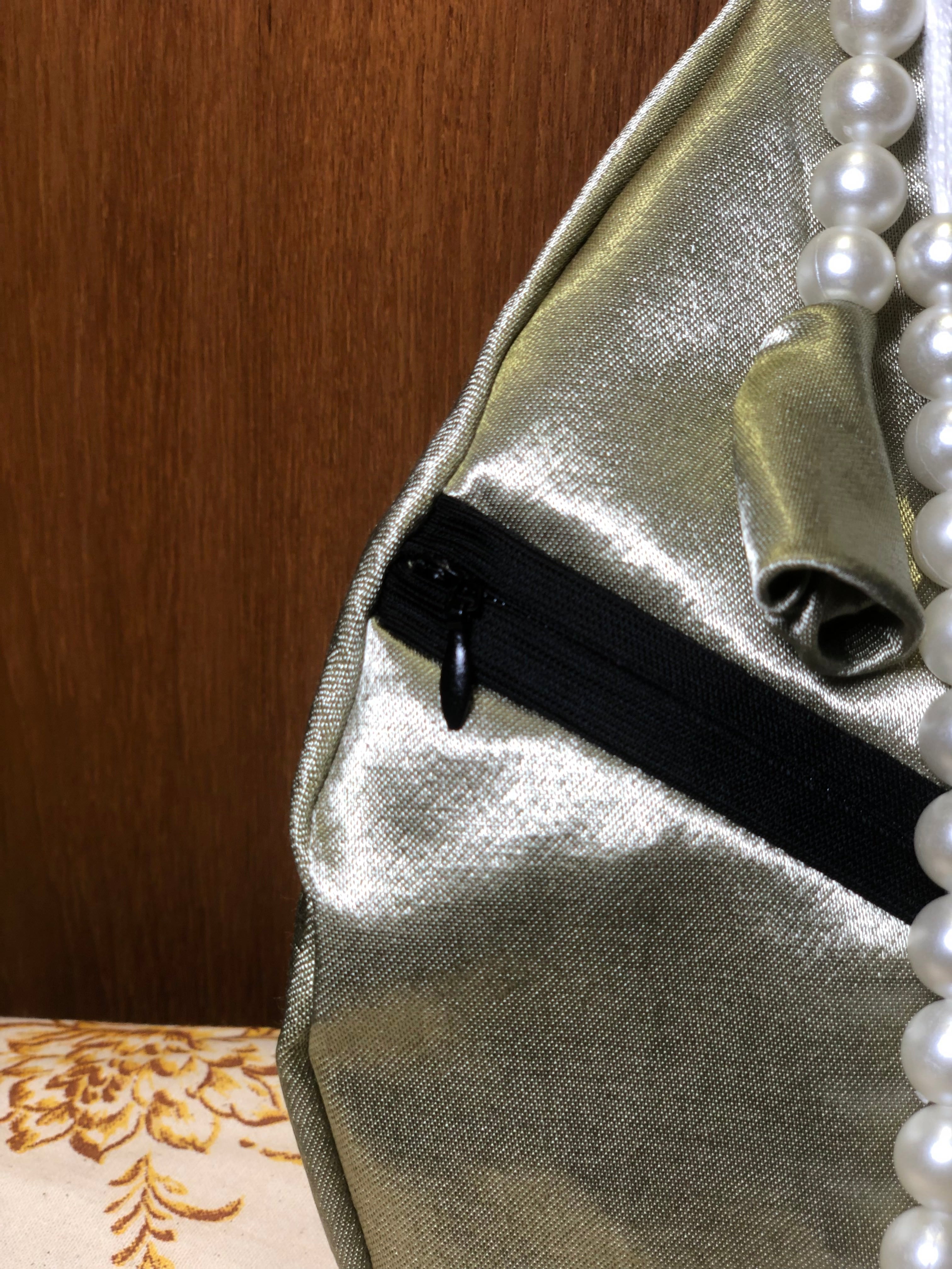 Pista Silk Japa Bag