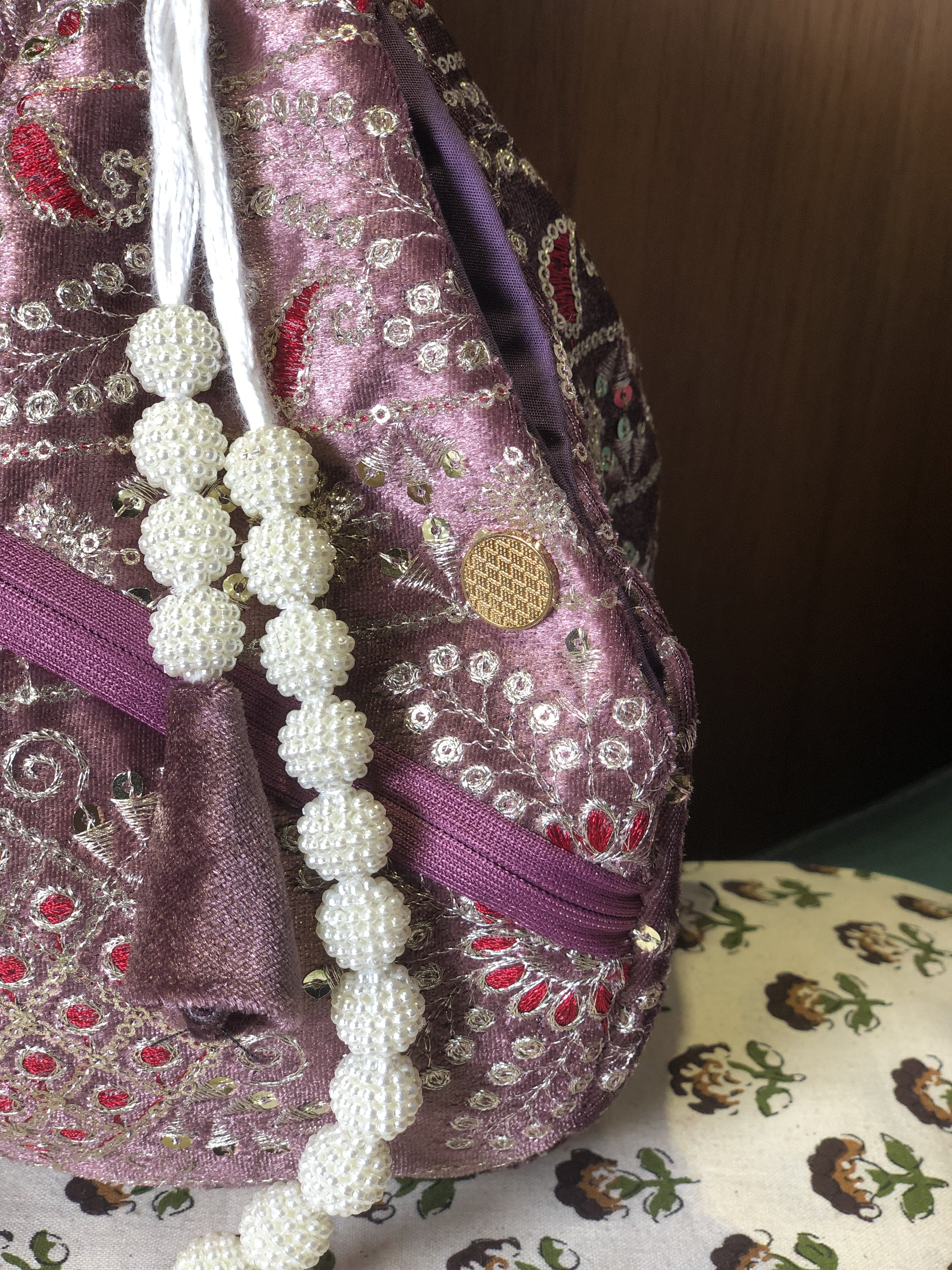 Vintage Lavender Embroidered Velvet Japabag